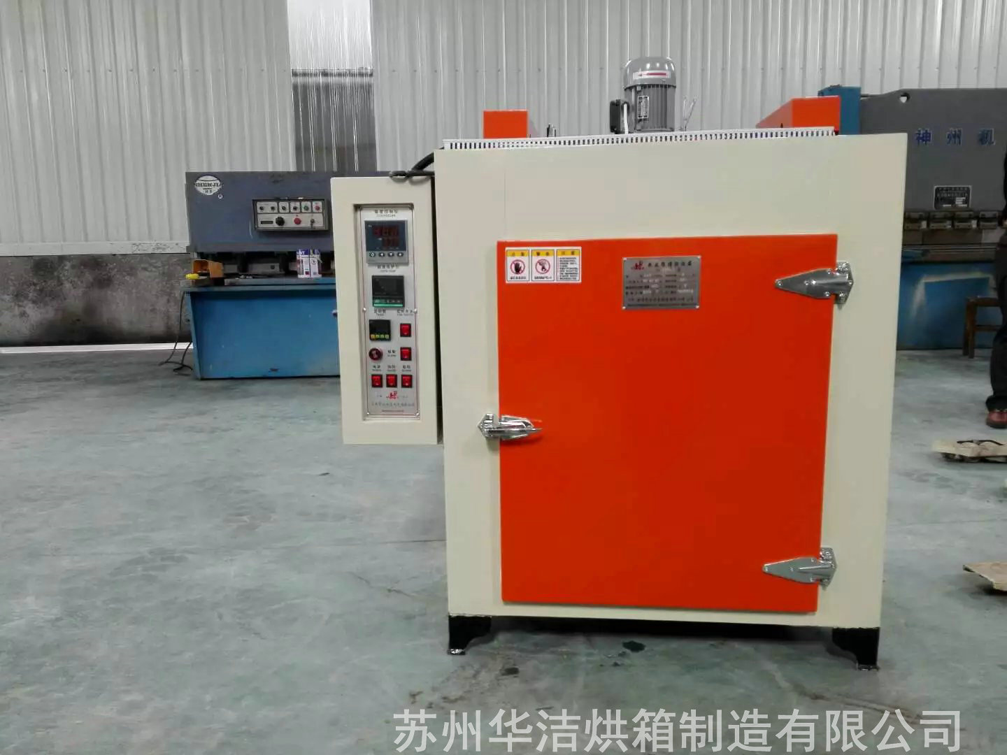 干燥箱的真空泵油漏出來是什么情況?